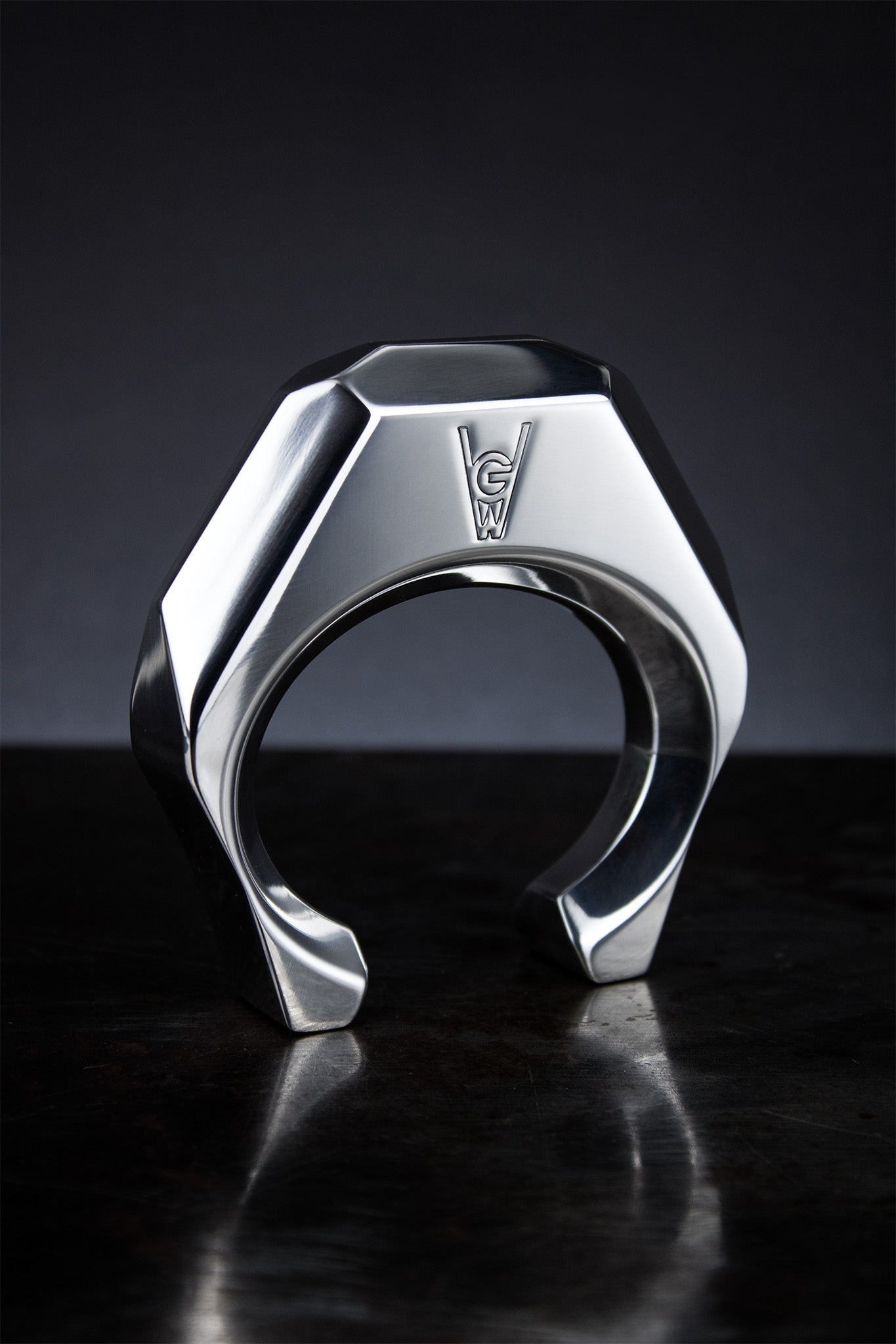 TALOS / CUFF - RIGID BRACELET