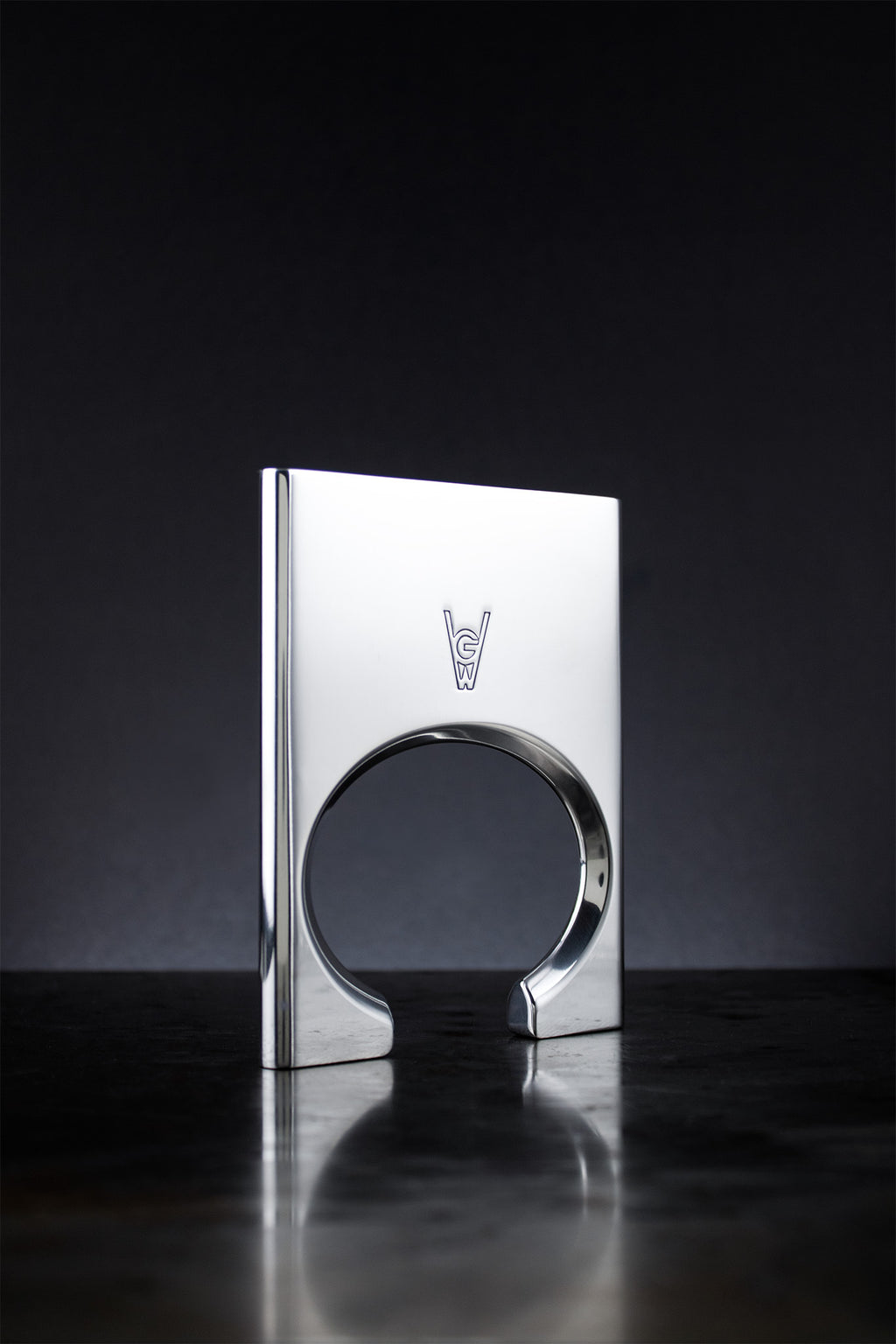 EON / CUFF - RIGID BRACELET
