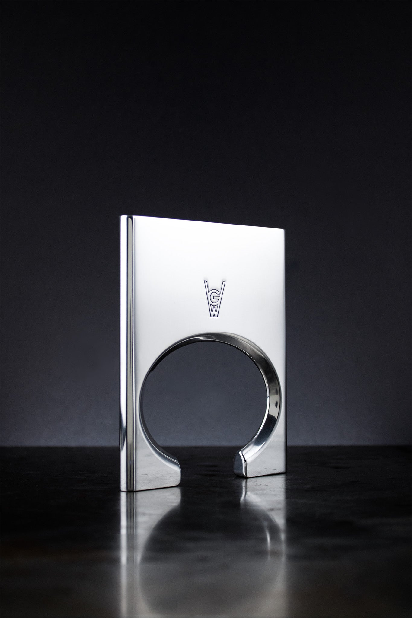 EON / CUFF - RIGID BRACELET