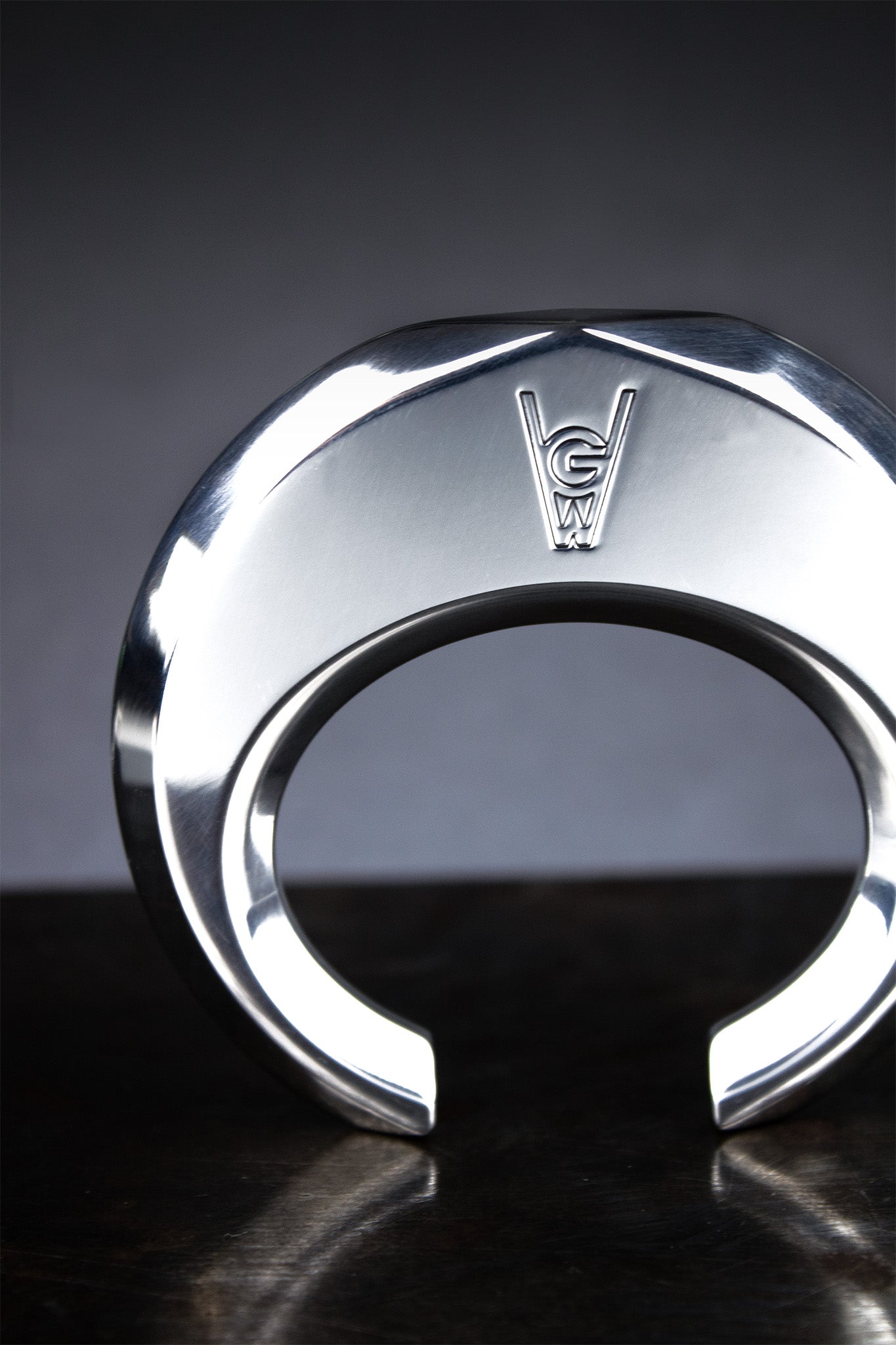 HIERA / CUFF - RIGID BRACELET