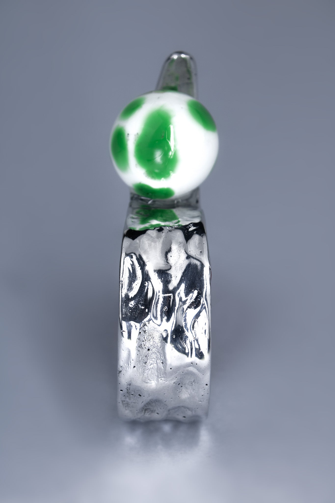 HOYA CUFF "RIGID BRACELET"