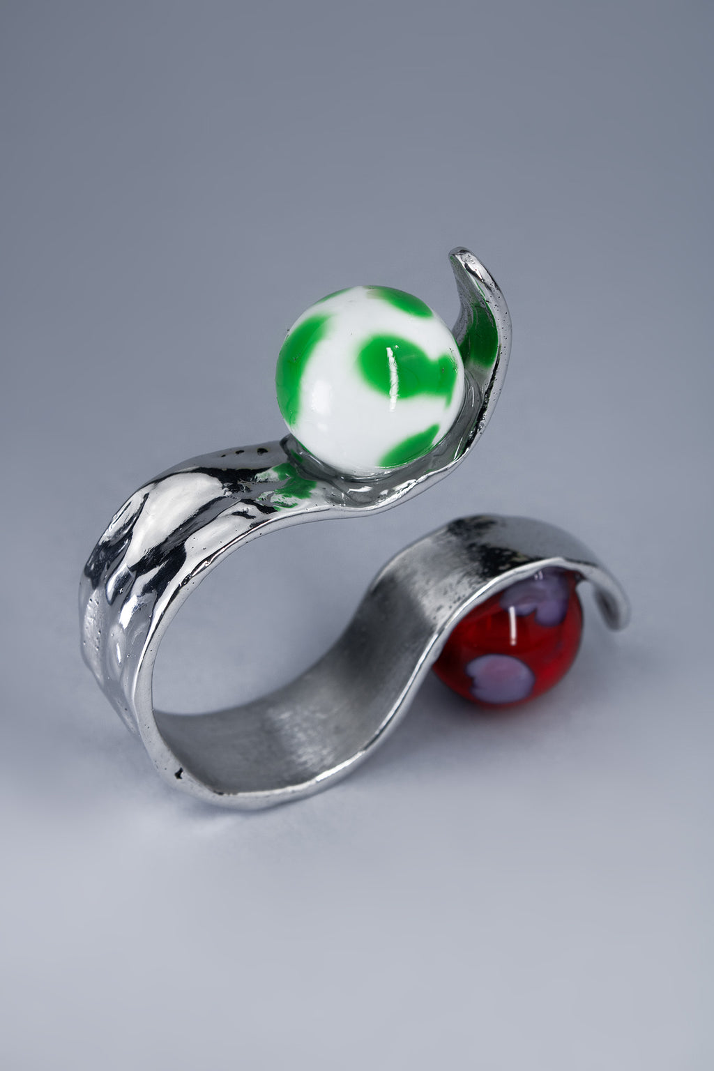 HOYA CUFF "RIGID BRACELET"