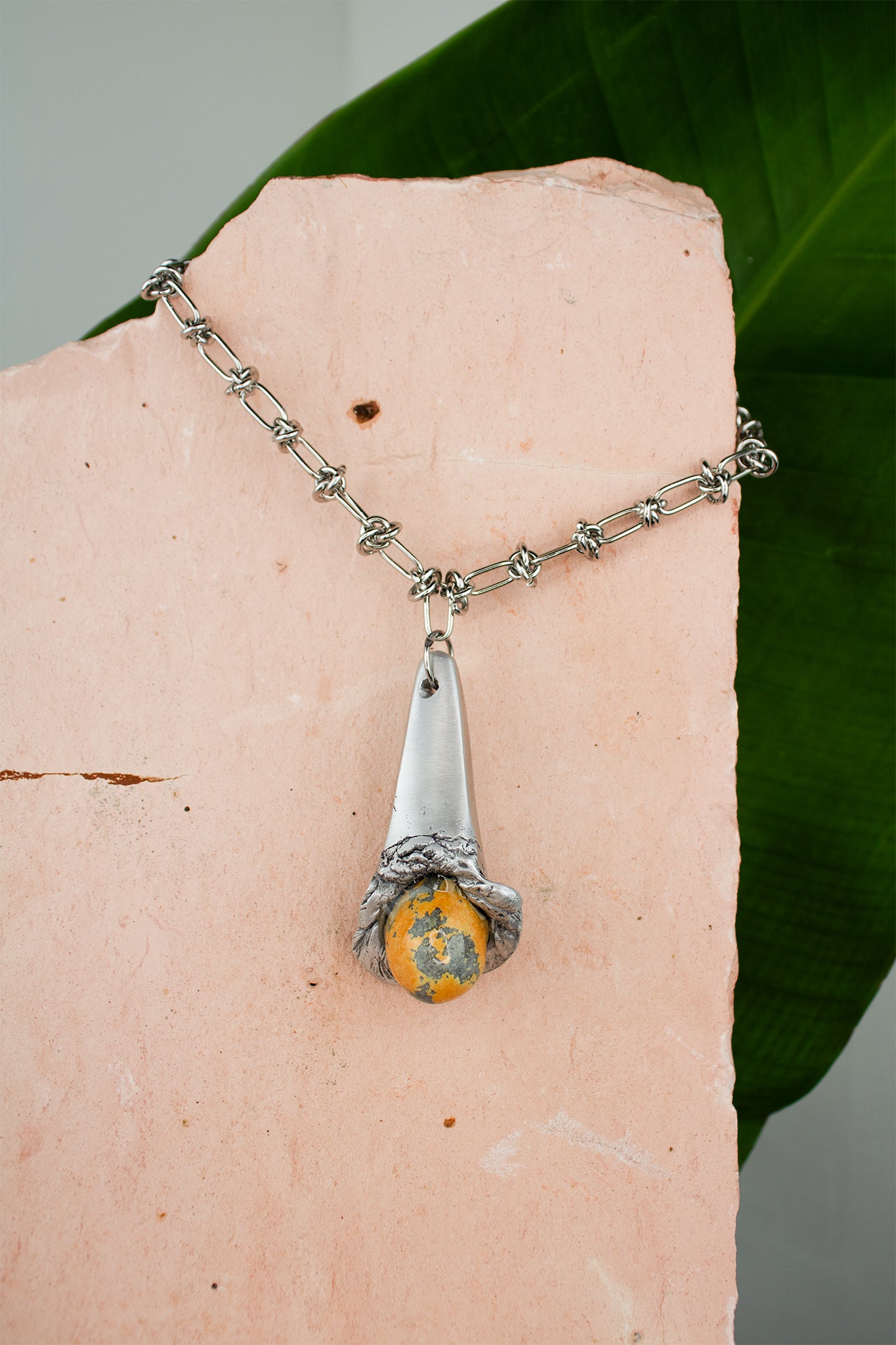 BRACE - NECKLACE