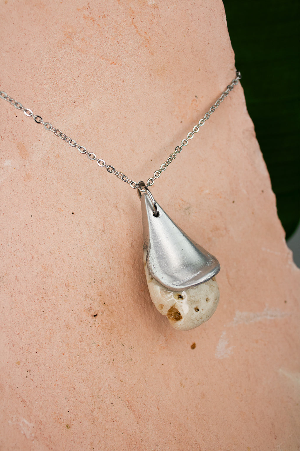 OSSO - NECKLACE