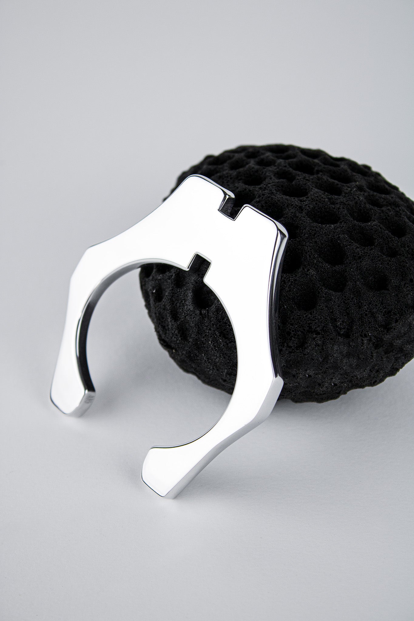 RIFF 70 - RIGID BRACELET