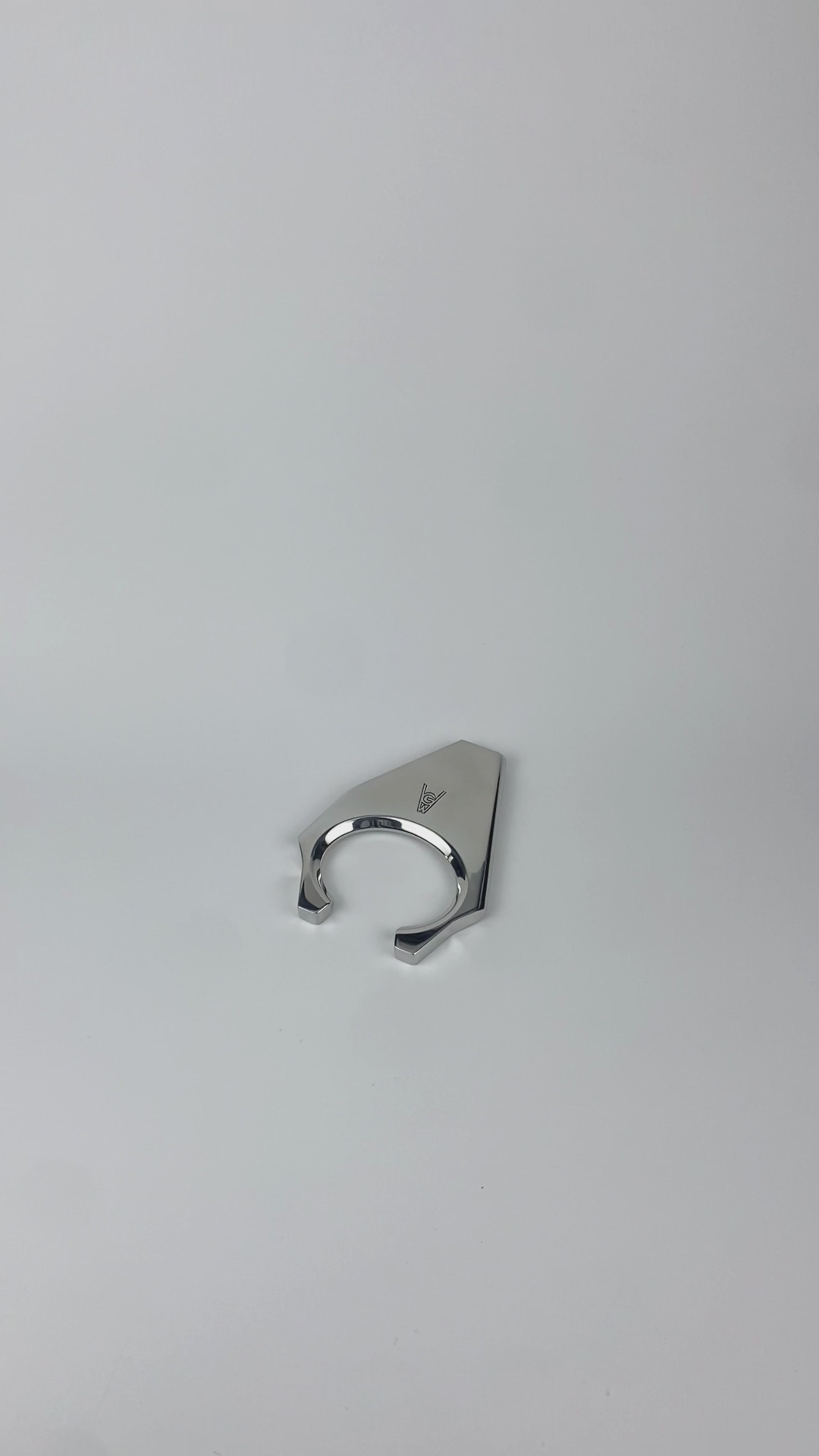 ASH / CUFF - RIGID BRACELET