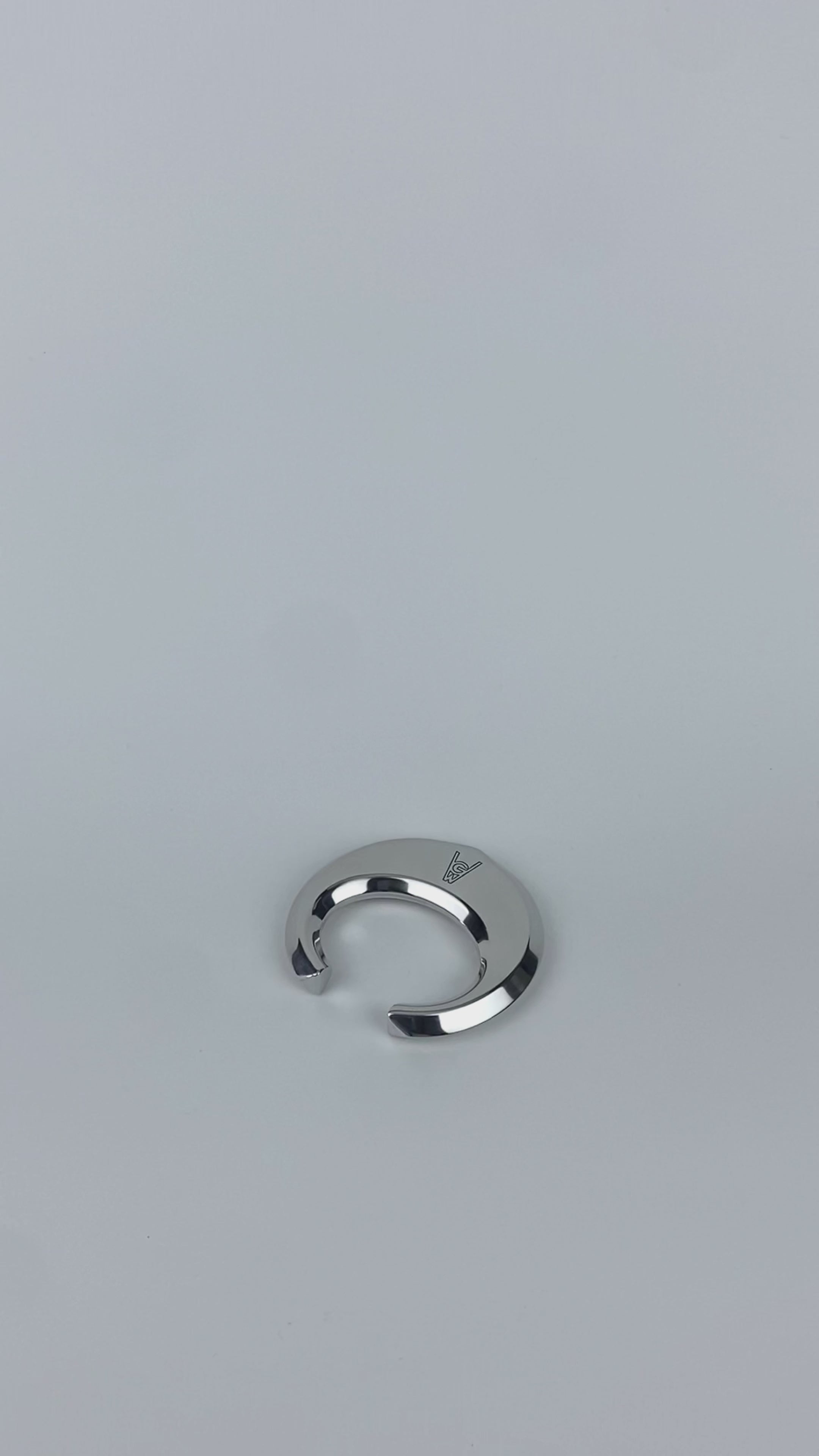 HIERA / CUFF - RIGID BRACELET