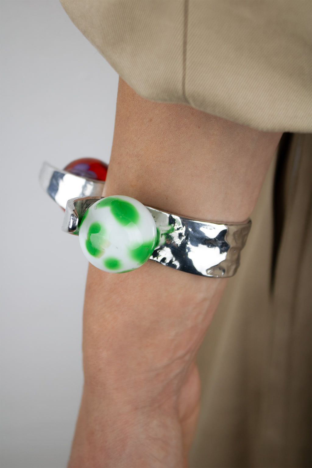 HOYA CUFF "RIGID BRACELET"